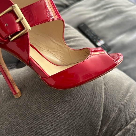 Red patent Charles David shoes - Picture 5 of 5